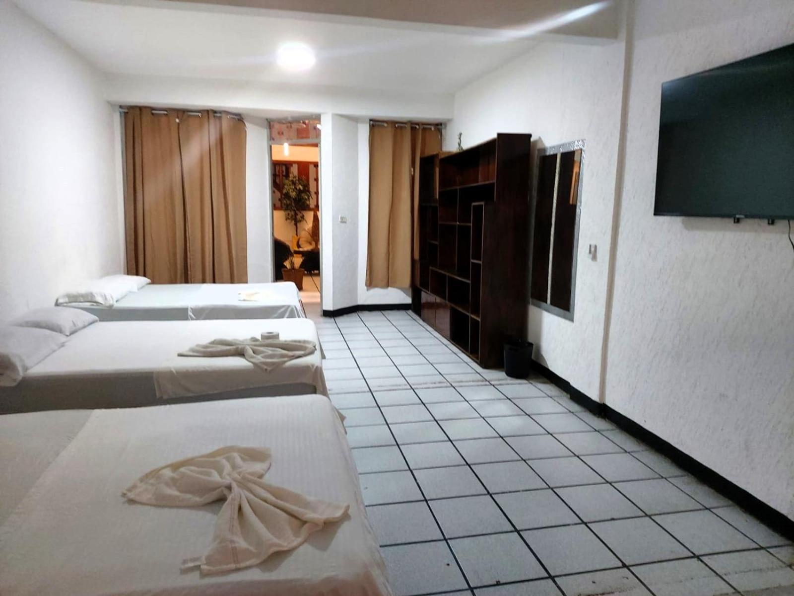 Hotel Sexta Avenida 타파출라 외부 사진