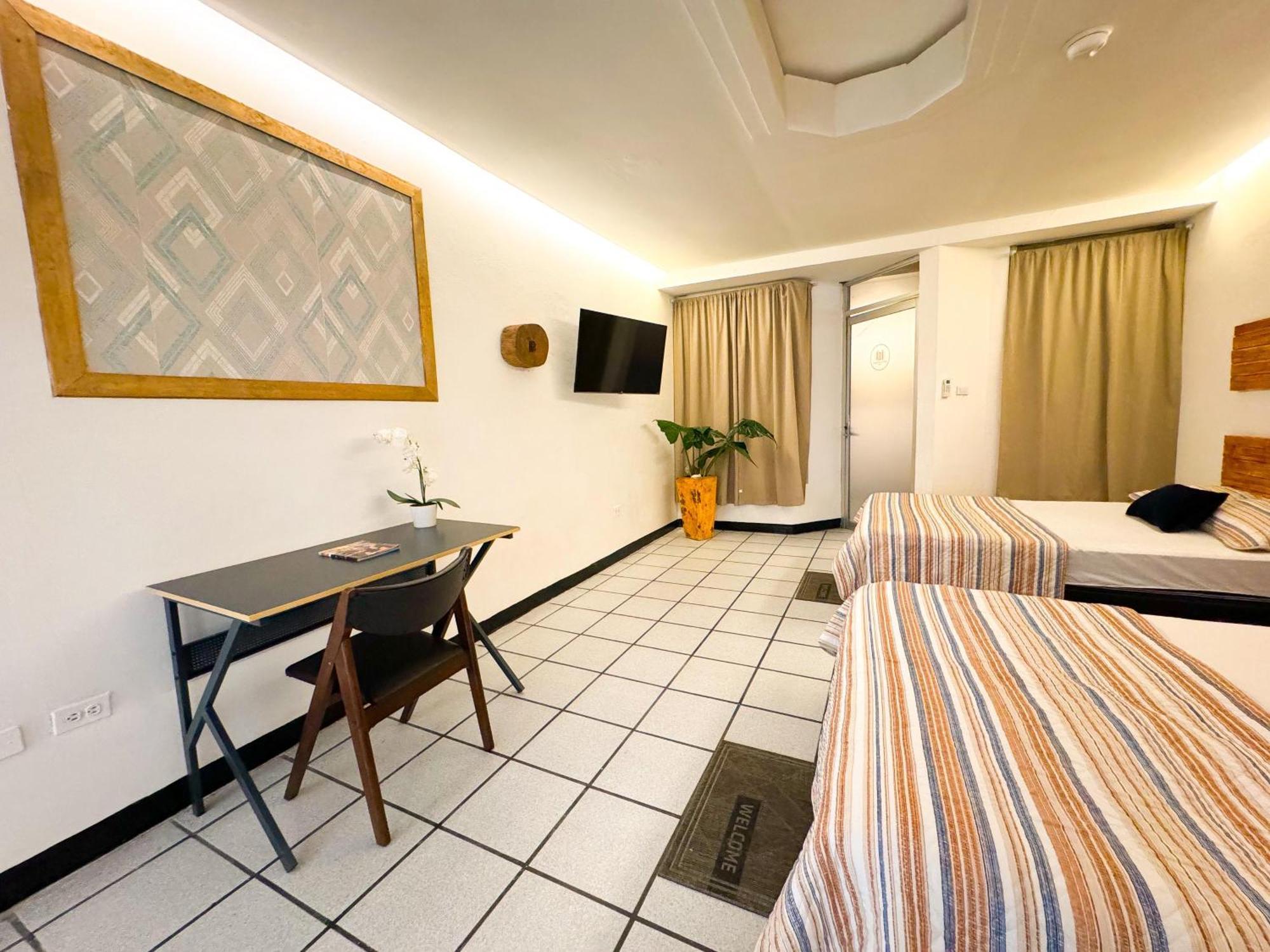 Hotel Sexta Avenida 타파출라 외부 사진